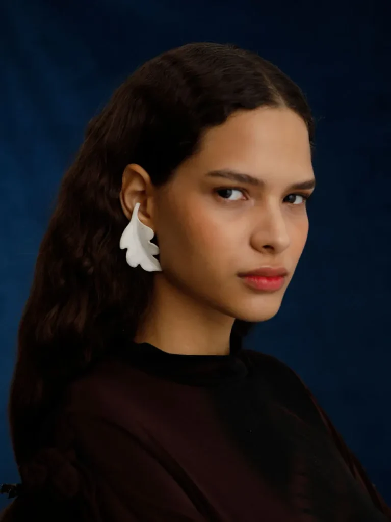 ANDRES GALLARDO-LEAF-White Leaf Ceramic Asymmetrical Earrings