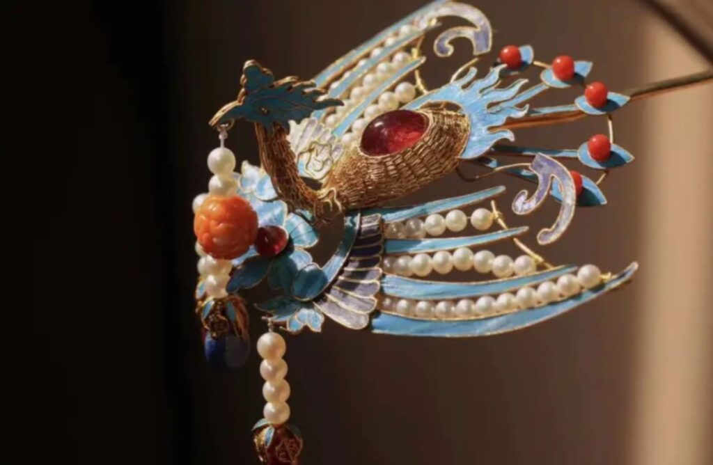 The Timeless Allure of Diancui Jewelry: A Millennium of Kingfisher Feather Art