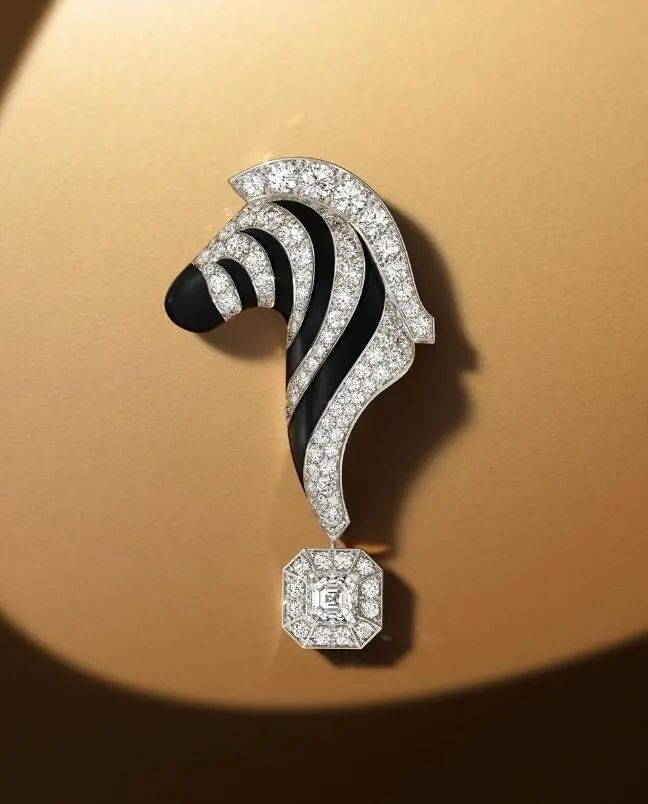 De Beers
Forces of Nature High Jewelry Collection
Zebra Brooch