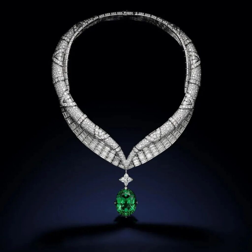 Louis Vuitton
Spirit High Jewelry Collection, Grace Necklace
Set with a 62.25-carat oval-cut tsavorite