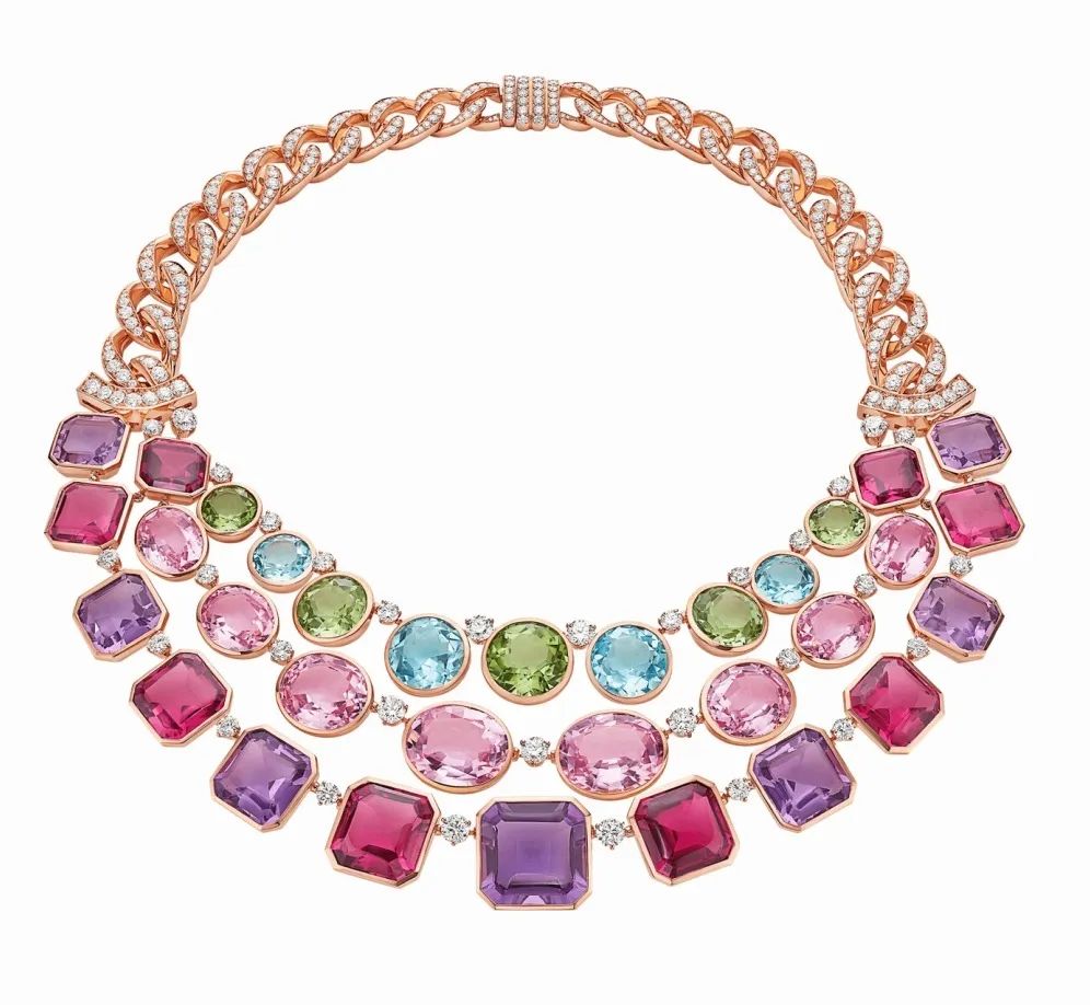 Bvlgari
Aeterna High Jewelry Collection
Necklace