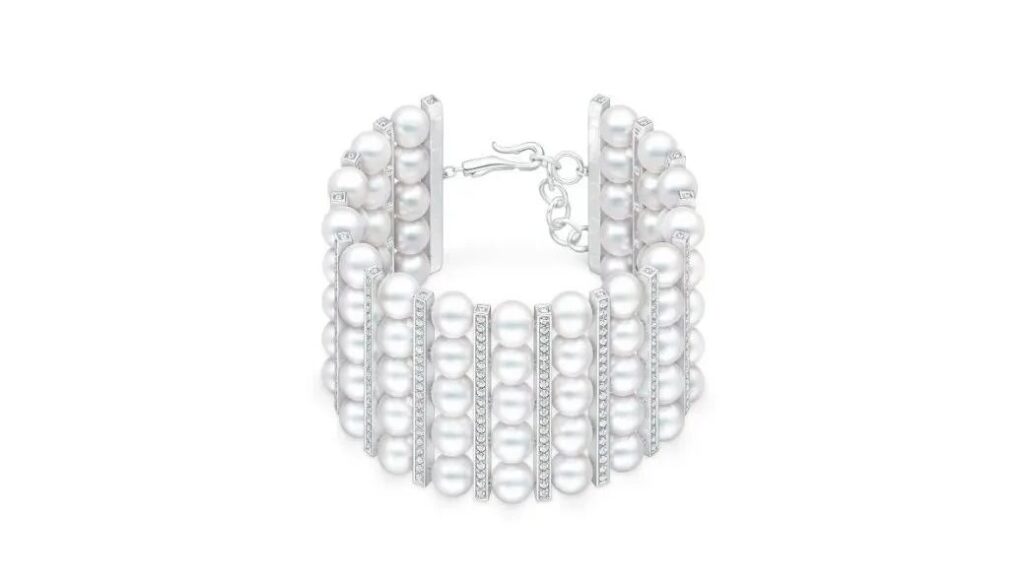 balance palace bracelet; 75 Akoya pearls, diamonds, 18K white gold