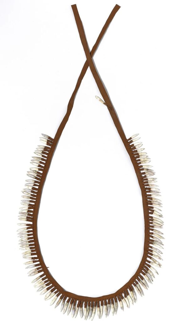 "Kangaroo Teeth" Necklace
Thung-ung Coorang 2013
Materials: Kangaroo teeth, leather, sinew, earth pigments