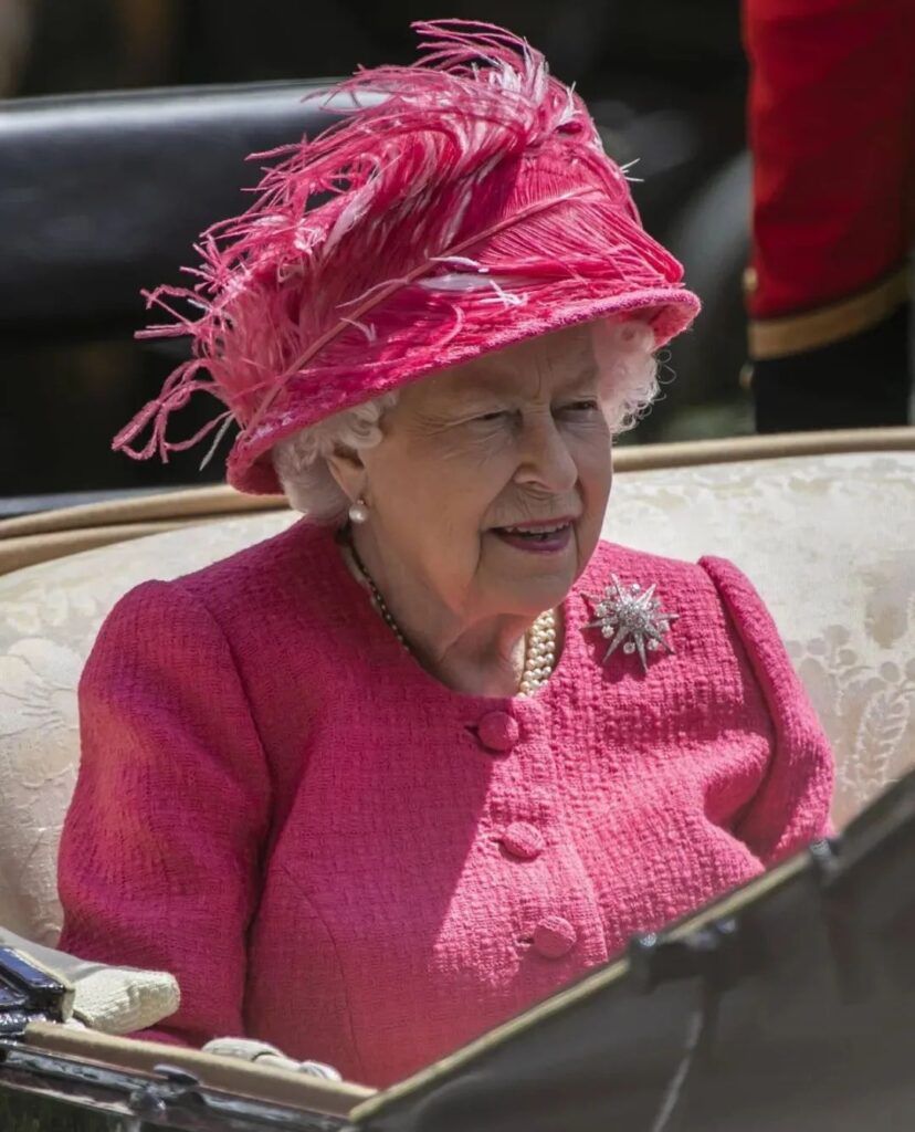 Queen Elizabeth II wearing the Jardine Star Brooch at Royal Ascot in 2019.