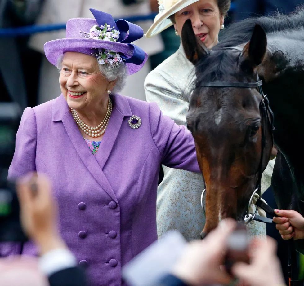 
Queen Elizabeth II wearing the Kent Amethyst Brooch