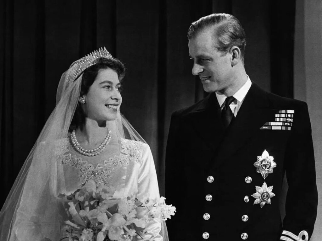 Wedding photo of Queen Elizabeth II and Prince Philip