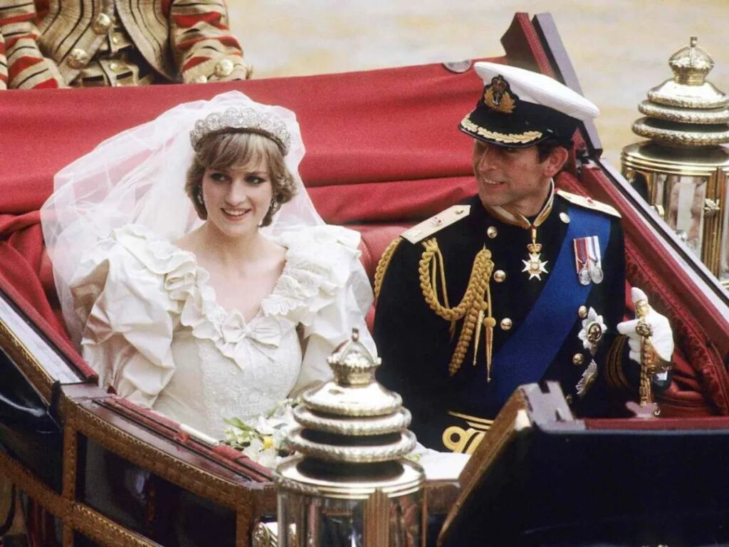 Princess Diana wearing the Spencer Tiara at her wedding