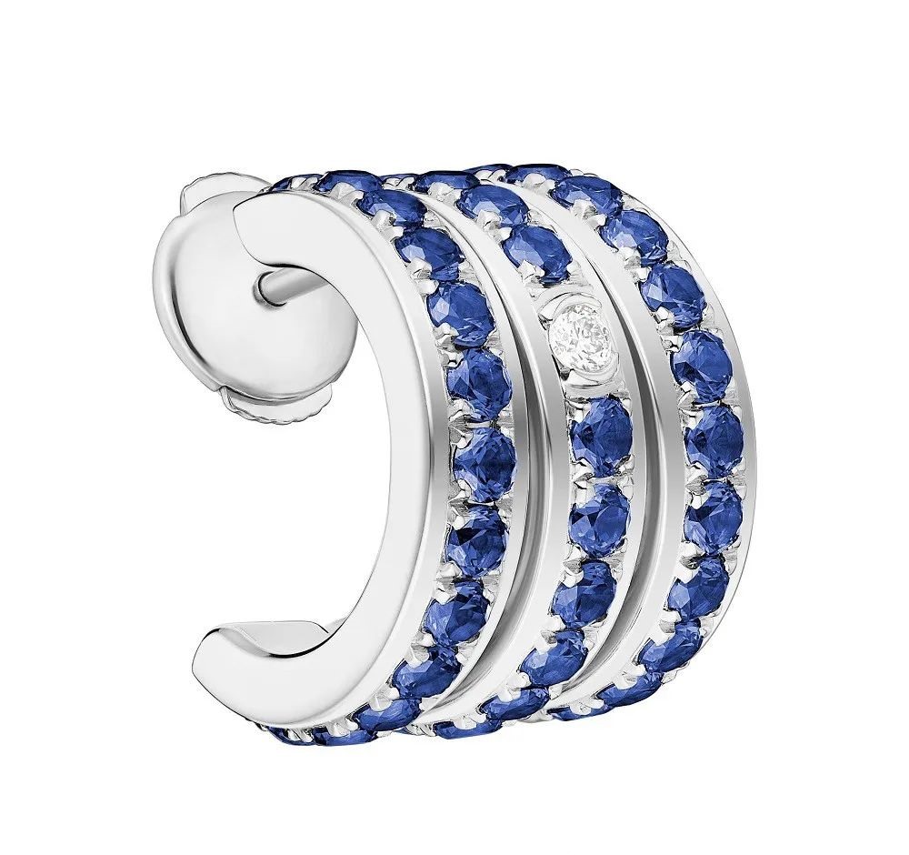 Possession White Gold Earrings, by Piaget
Set with 40 brilliant-cut sapphires totaling 0.56ct and 1 brilliant-cut diamond of 0.01ct.