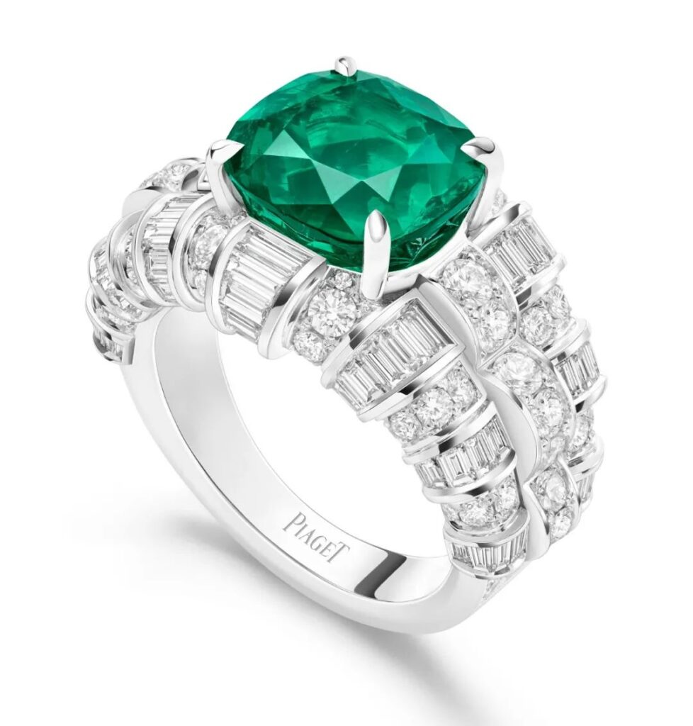 PIAGET Essence of Extraleganza High Jewelry Ring