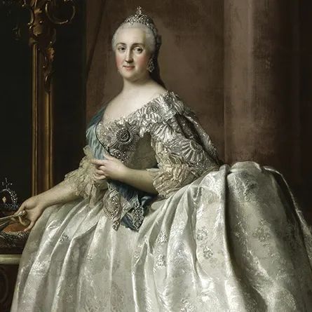 
Catherine the Great wearing amethyst Girandole earrings