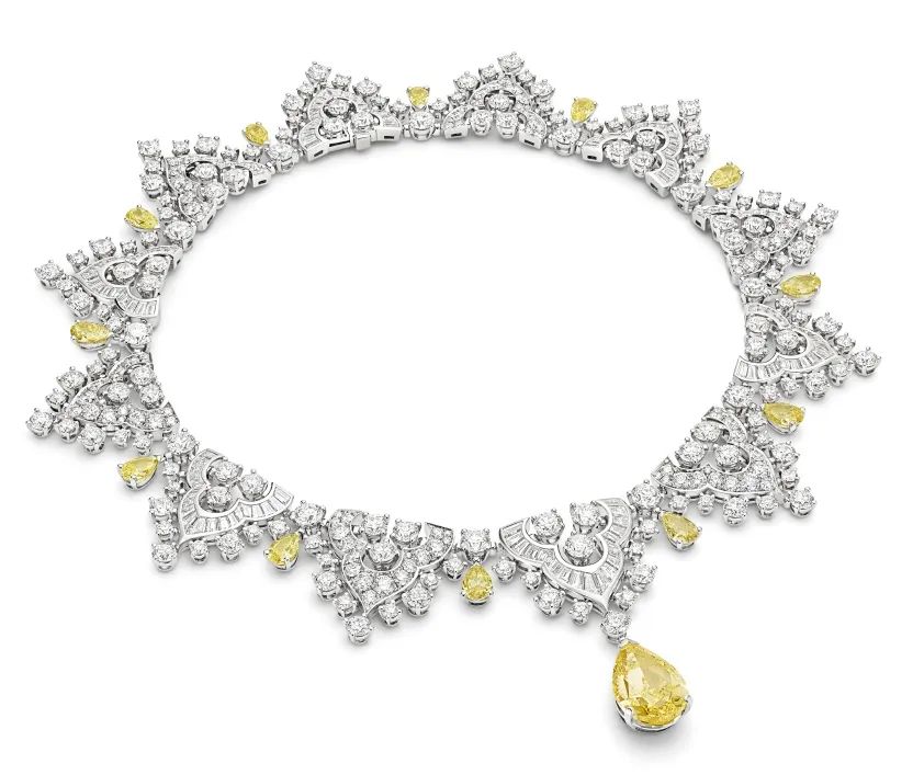 Bulgari
Mediterranea High Jewelry Collection
Tribute to Venice Necklace
18K gold, diamonds