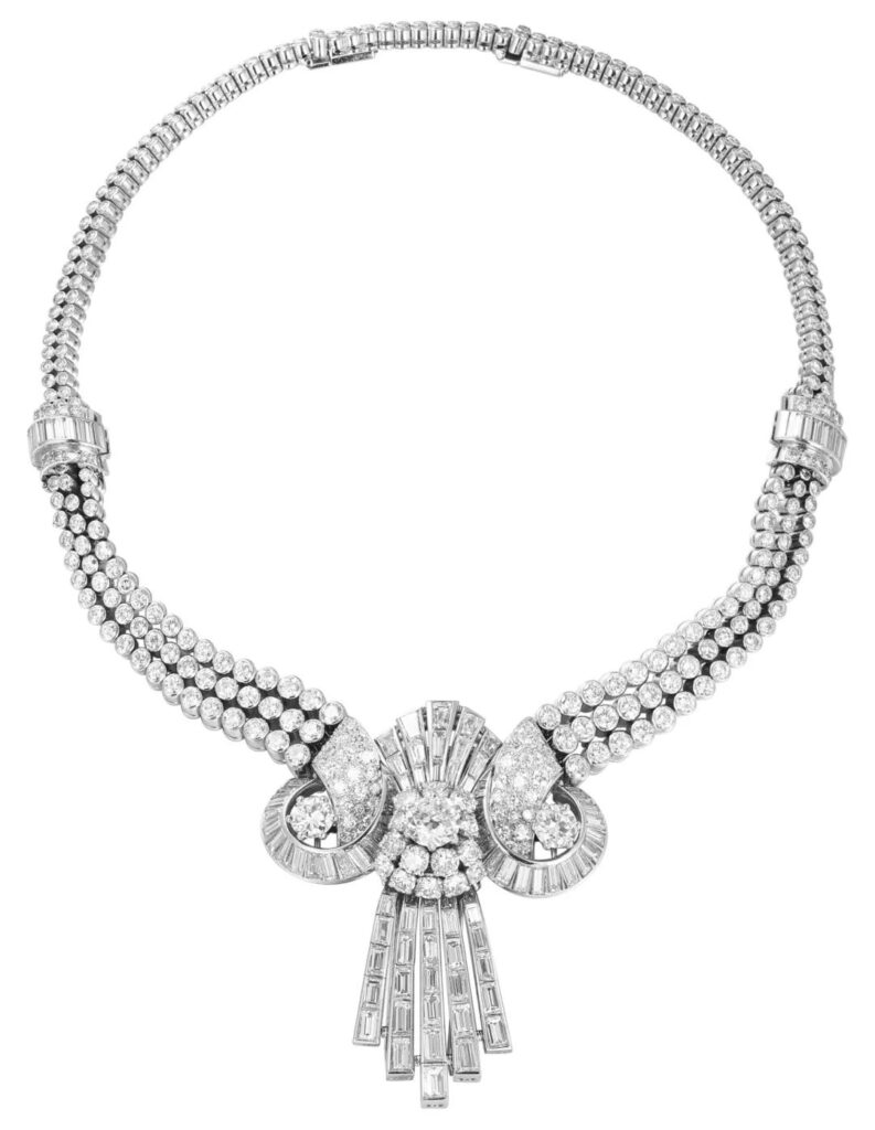 Platinum diamond multi-functional necklace, 1940s Prince An Collection
Platinum diamond multi-functional necklace, 1940s
Prince Andrea Collection