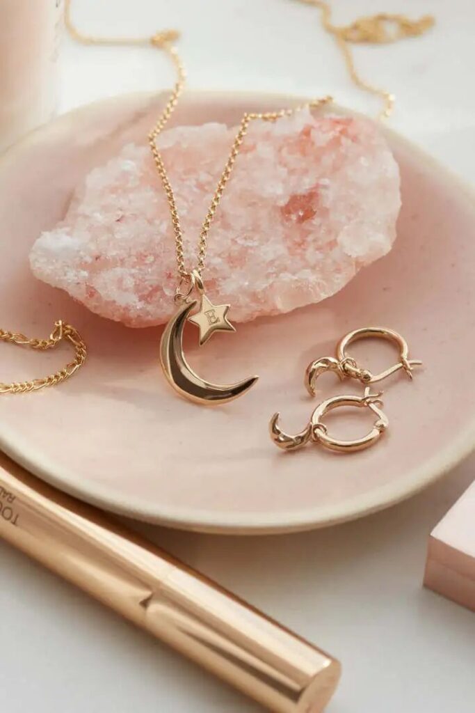 Celestial Sparkle: Decoding the Starry Jewelry Trends for Spring/Summer 2024