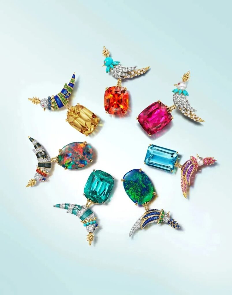 Jean Schlumberger High Jewelry Collection (JEAN SCHLUMBERGER BY TIFFANY) RAINBOW BIRD ON A ROCK brooch