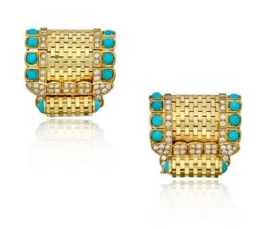 Van Cleef & Arpels
Ludo Briquettes Clips Brooch
Gold, Turquoise, Diamonds
From the Vault: Exceptional Signed Jewels
March 2024, Sotheby's New York