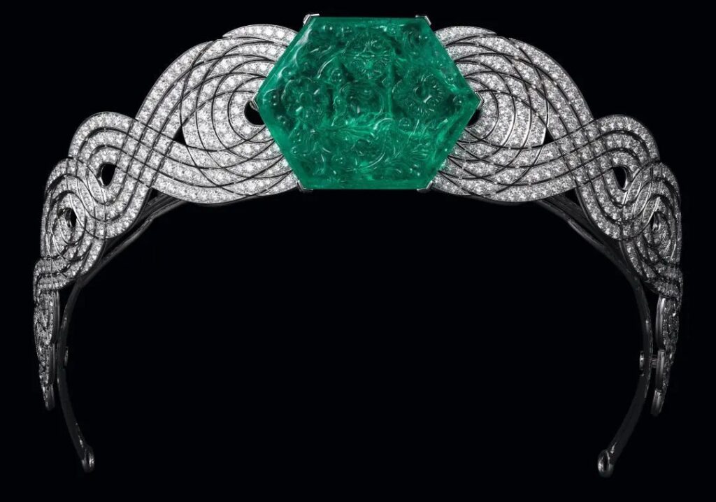 Cartier
Taj Mahal Emerald Tiara