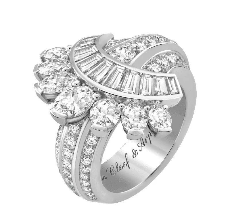 Éventail de Diamants White Gold Ring, by Van Cleef & Arpels