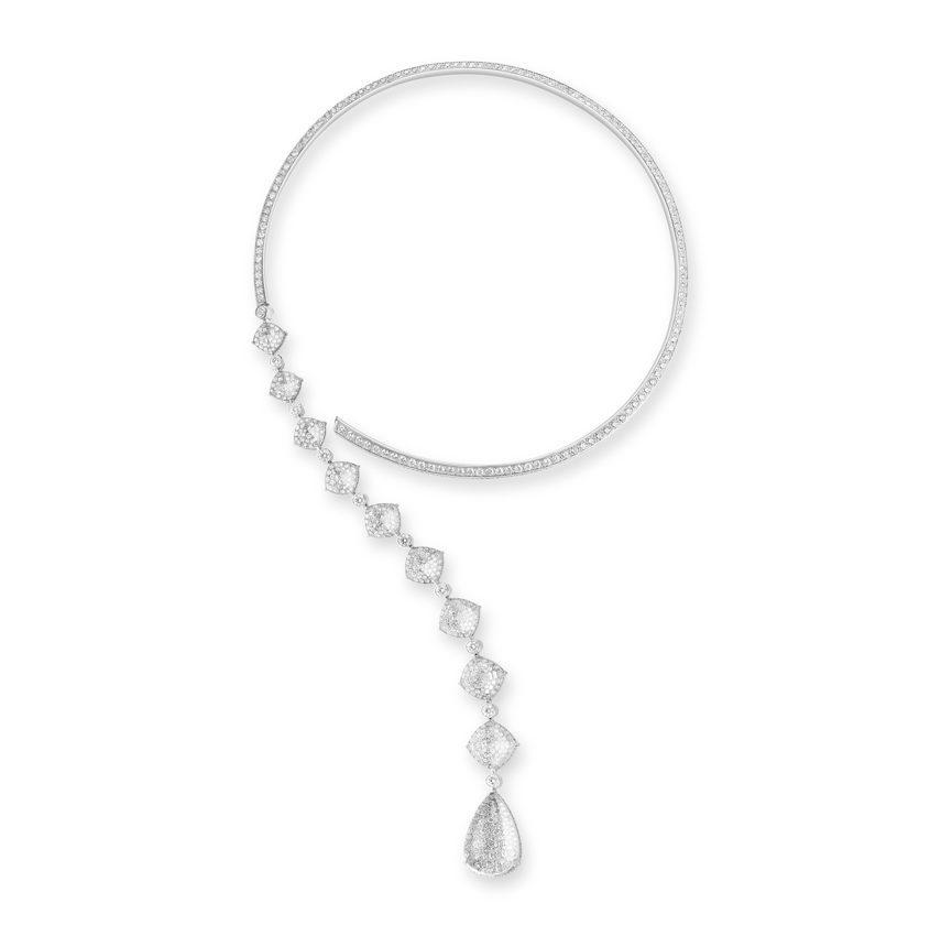 Reverse side of Goutte Question Mark Necklace
Set with crystal, made of white gold, paved with diamonds
This necklace adheres to Boucheron's concept of versatile jewelry,
offering multiple ways of wearing