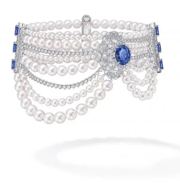 Tasaki
Ritz Paris High Jewelry Collection
Unisson Necklace
Platinum, pearls, diamonds, tanzanite