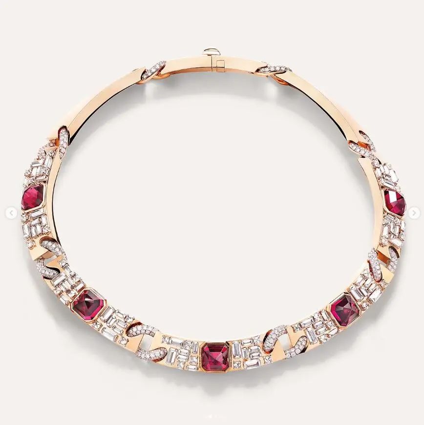 Pomellato
Ode to Milan high jewelry collection
Castello necklace