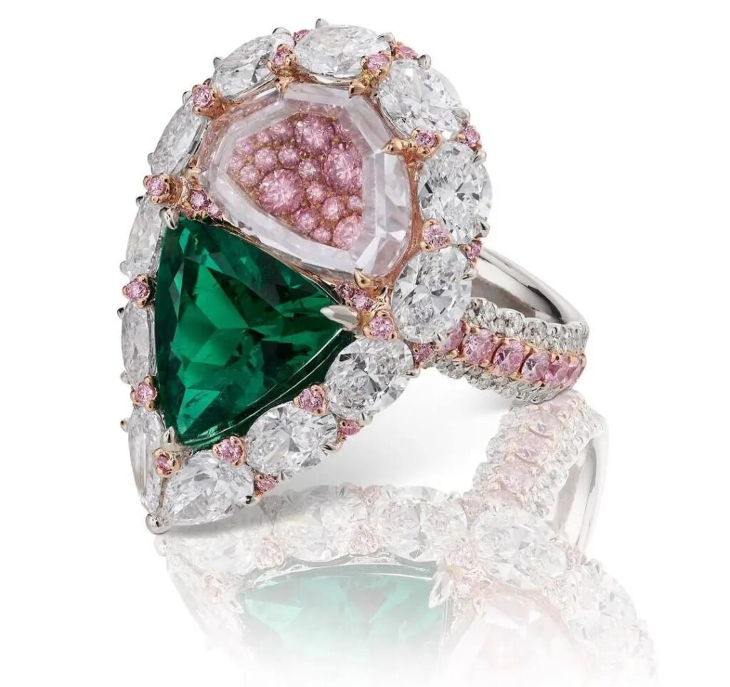 Green Jewel Tradition series
Mila ring