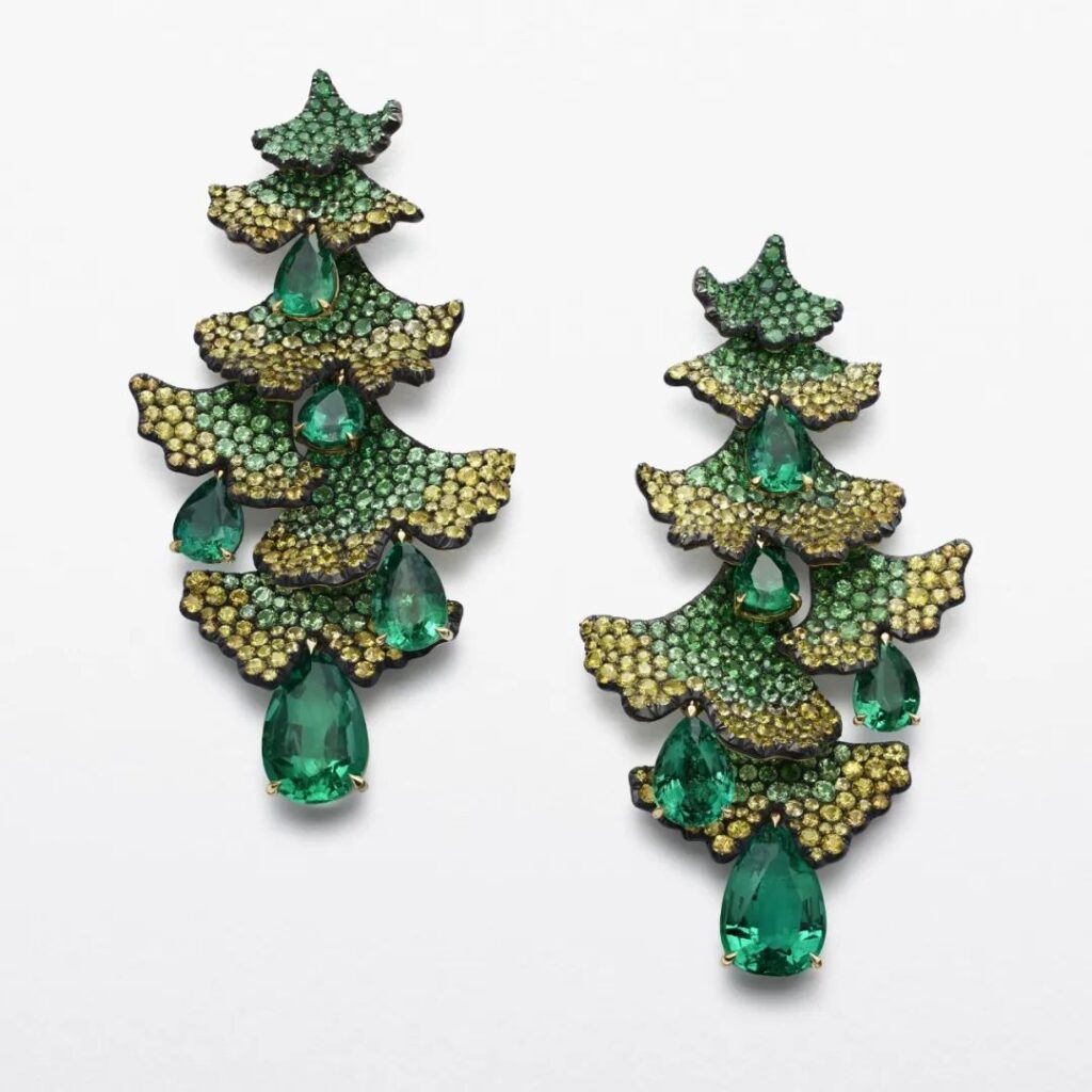 Chopard
Ginkgo Earrings