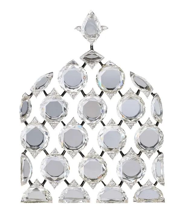 Bhagat Diamond Brooch
Christie's New York, June 2019
Estimate: $40,000-60,000
Sold for: $212,500