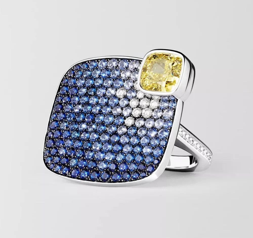 Les Jeux de l'Ombre Platinum Ring, by Hermès