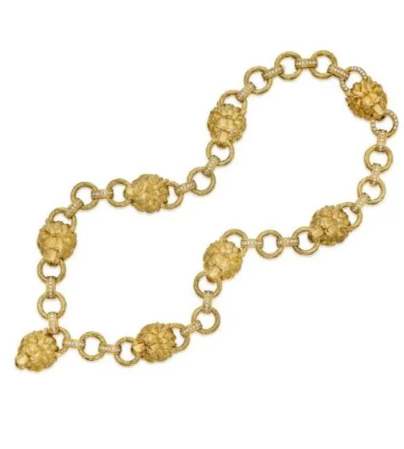 Van Cleef & Arpels
Gold Lion Chain Necklace