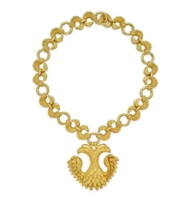 Van Cleef & Arpels
Gold Chain Necklace