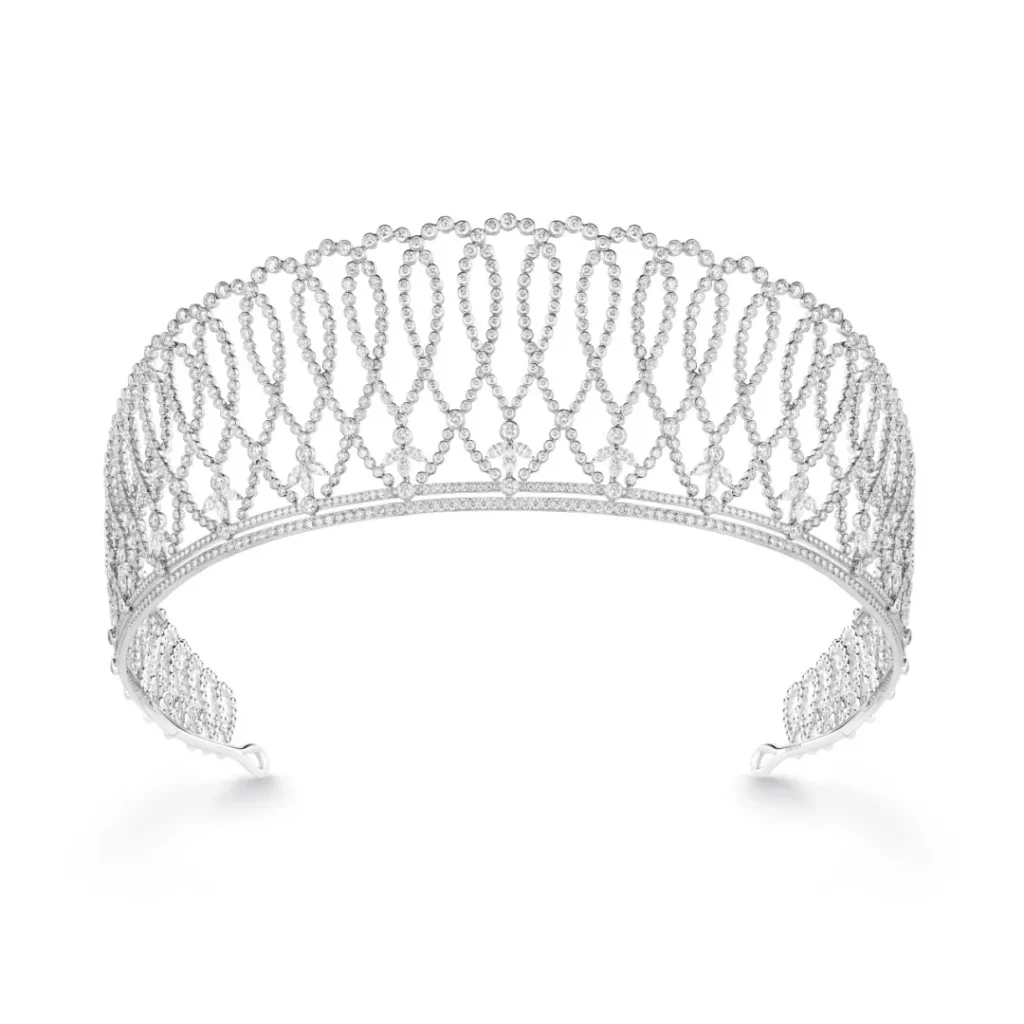 Boucheron
Histoire de Style, The Power of Couture
High Jewelry Collection
Epaulettes Diamond Tiara