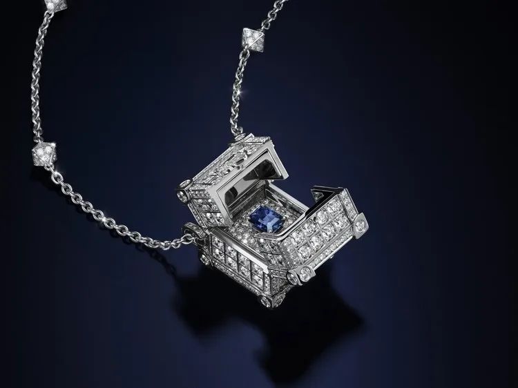 Louis Vuitton Liberty Trunk platinum mini travel trunk necklace