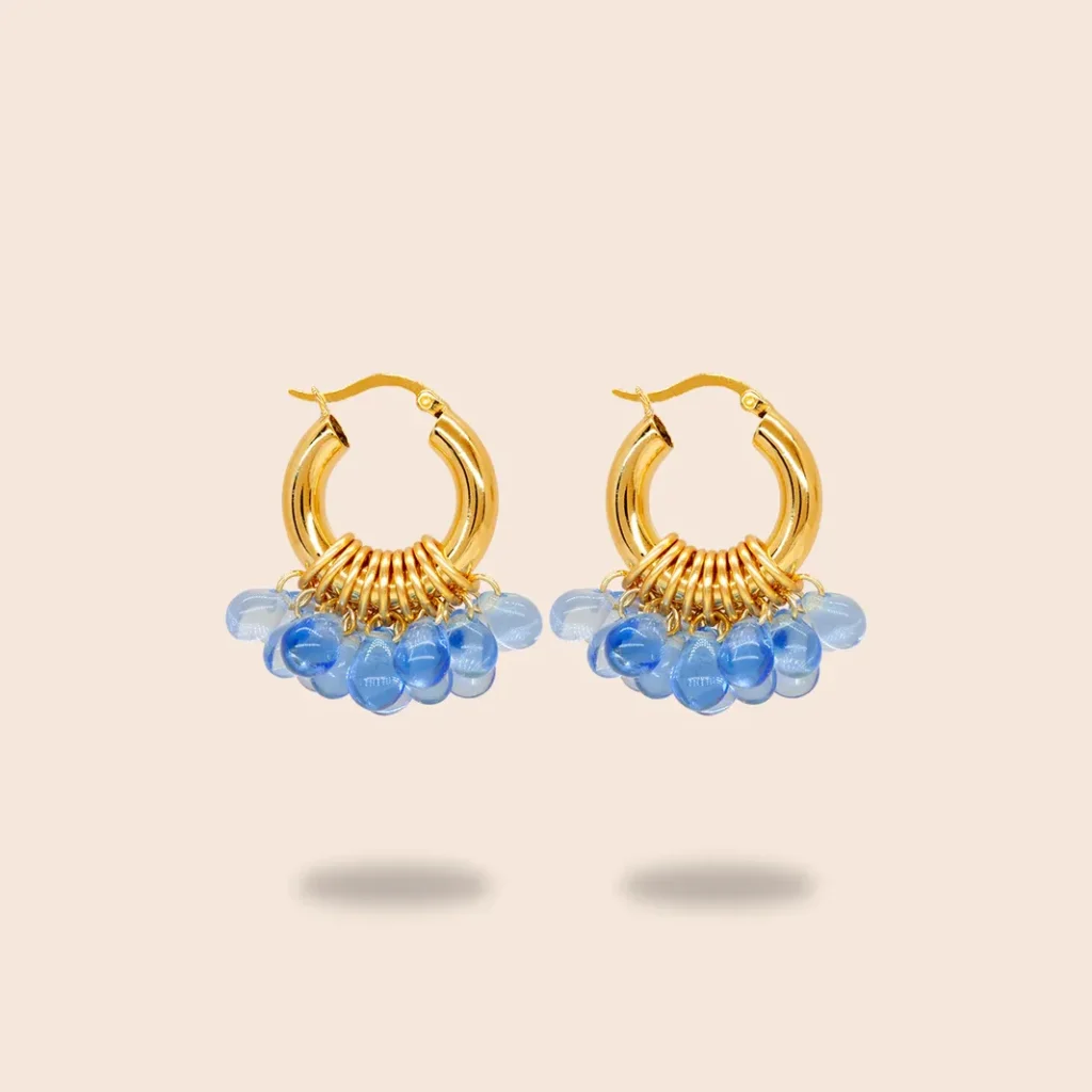 ANNELE WORLD Annele-Wavy Baby Light Blue Earrings
925 silver plated with 18K yellow gold, handmade glass