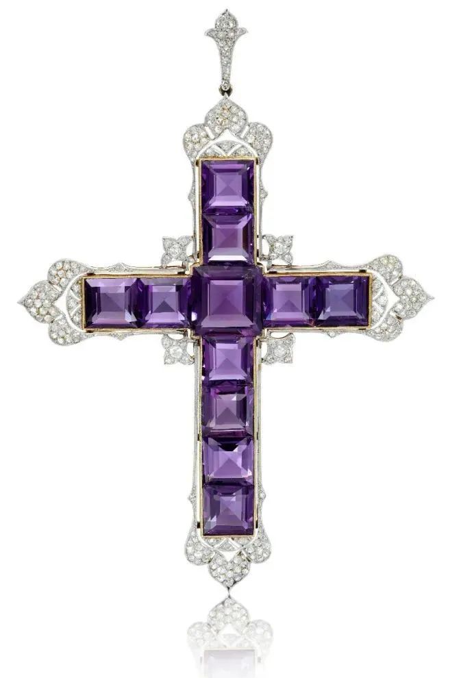 "Attallah Cross" Amethyst Pendant
January 2023, Sotheby's London
Estimate: £80,000 - £120,000
Sold for: £163,800