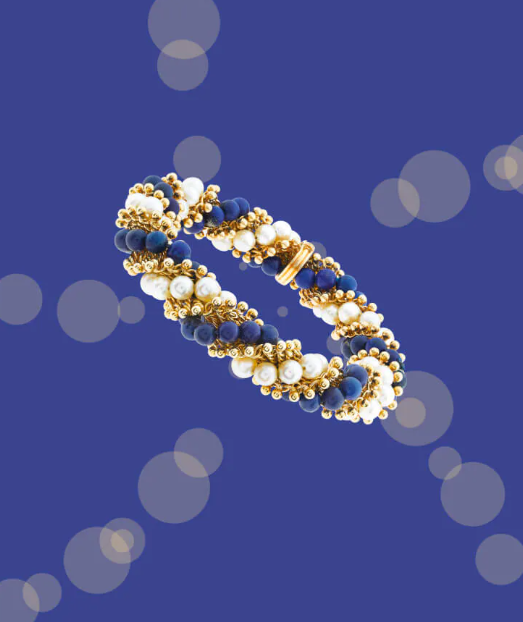 Why Do True Van Cleef & Arpels Connoisseurs Adore ‘Golden Bead’ Jewelry?