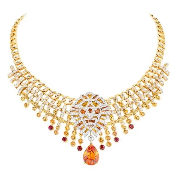 Chanel
Tweed Gabrielle Necklace
Yellow gold, platinum, mandarin garnet, sapphire, diamonds