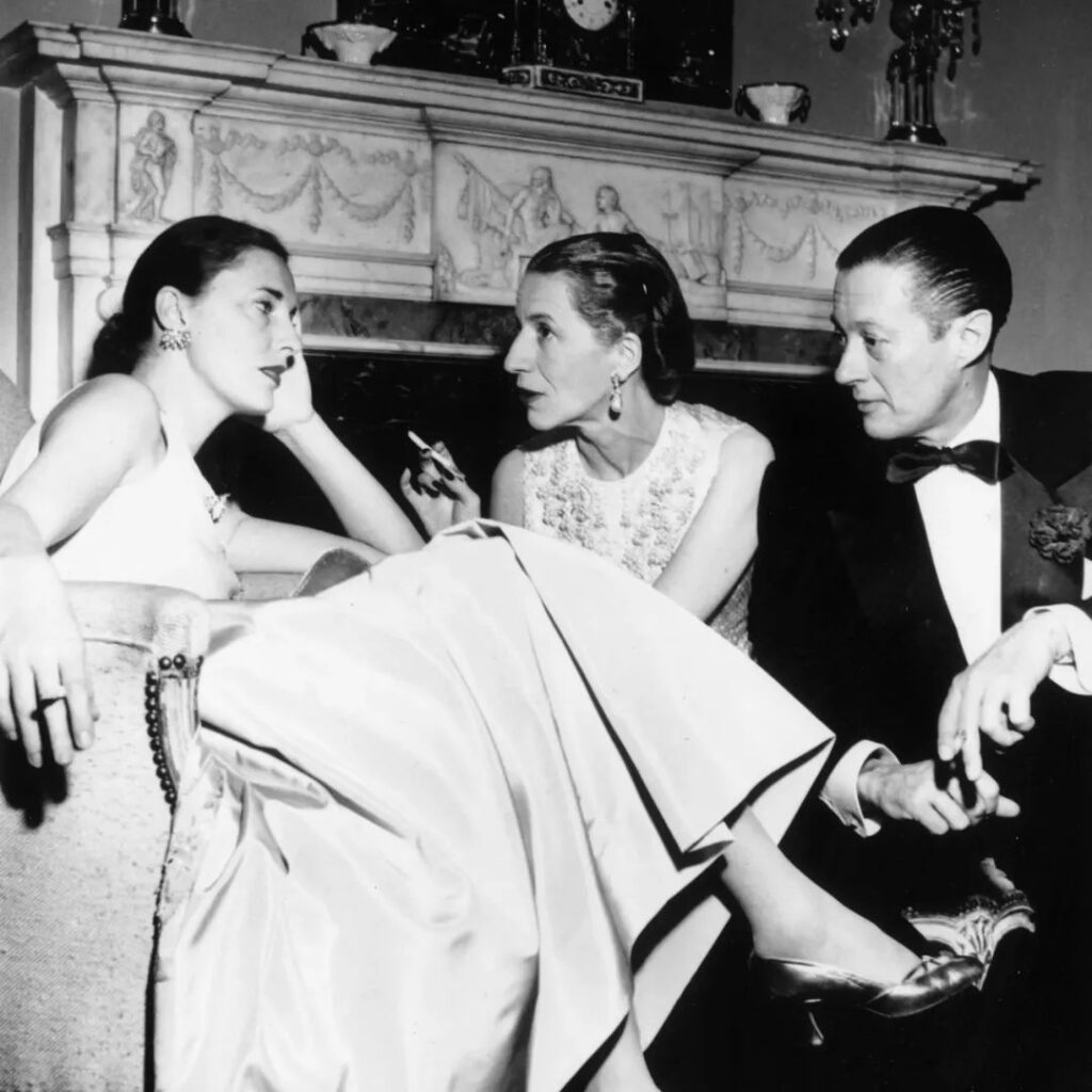 Nancy Slim Keith with Diana Vreeland