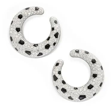 Cartier
Panthère earrings and ring