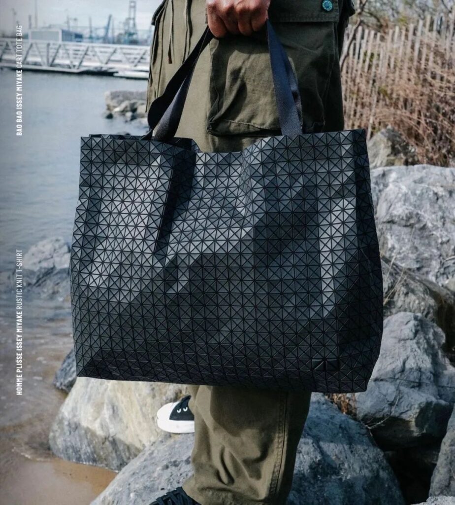 Miyake Six-grid tote bag