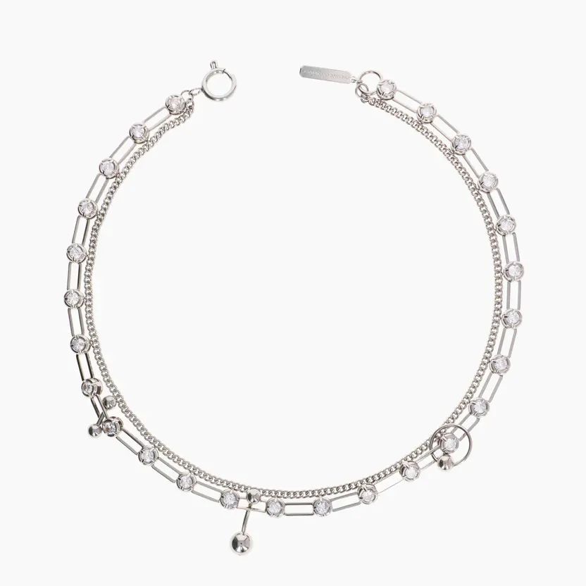 Chained Jewelry Trends