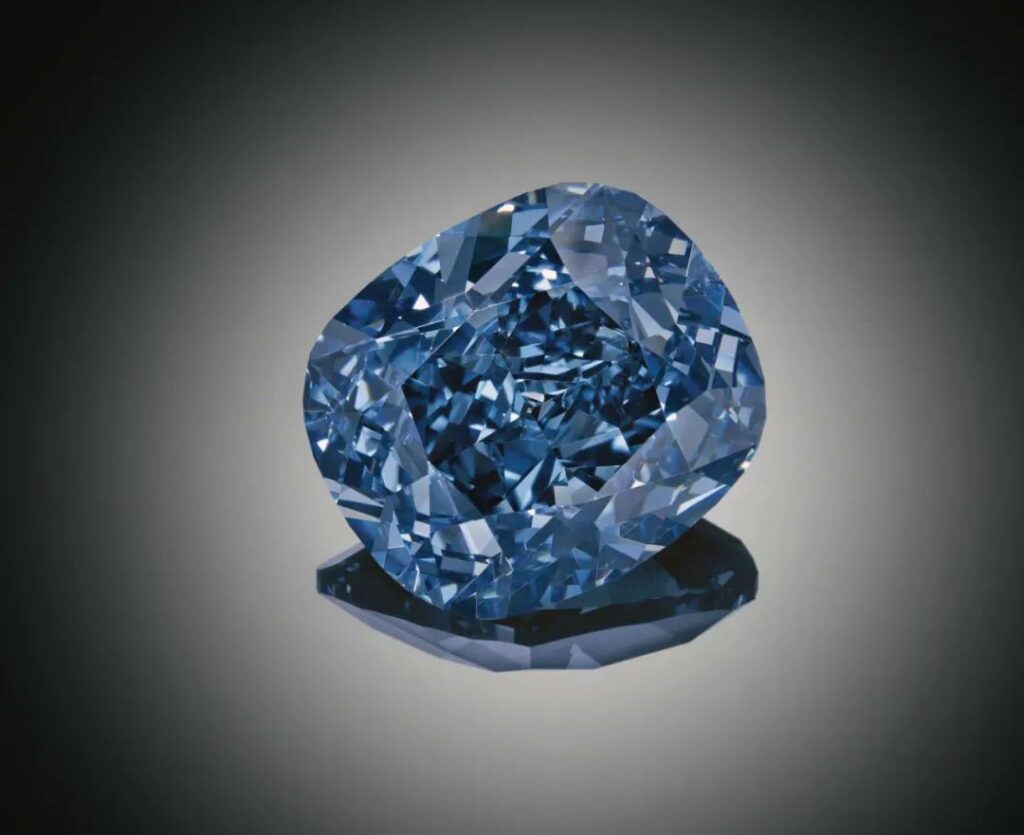 "The Blue Moon of Josephine" Ring