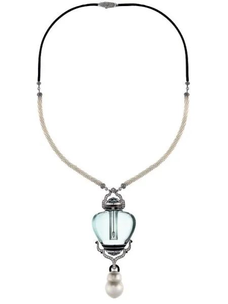 Cartier Talisman d'or perfume pendant necklace
Crystal, pearl, banded agate, diamonds