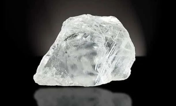 "Cullinan Heritage" rough diamond