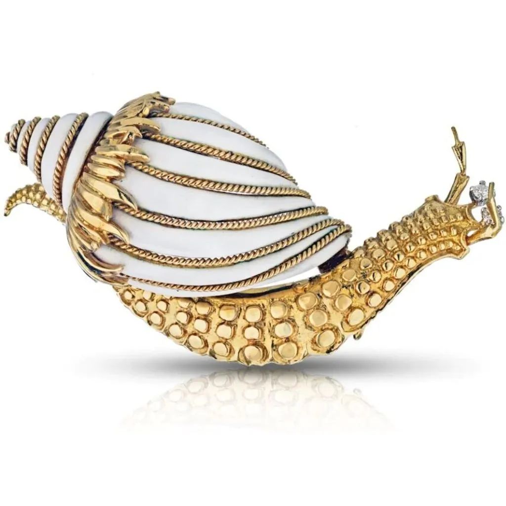 David Webb snail brooch
Gold, platinum, enamel, diamonds