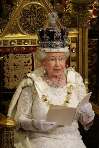 Queen Elizabeth II wearing the Imperial State Crown