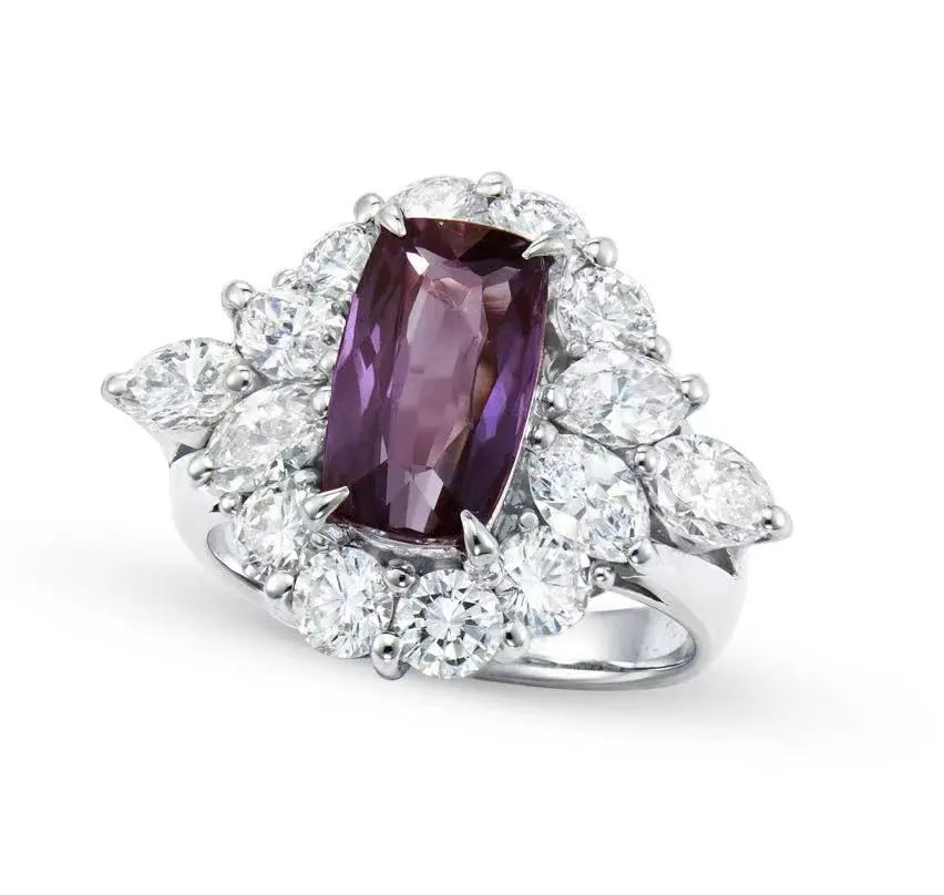 Alexandrite ring, Christie's Hong Kong auction. Sold for: HKD 150,000.