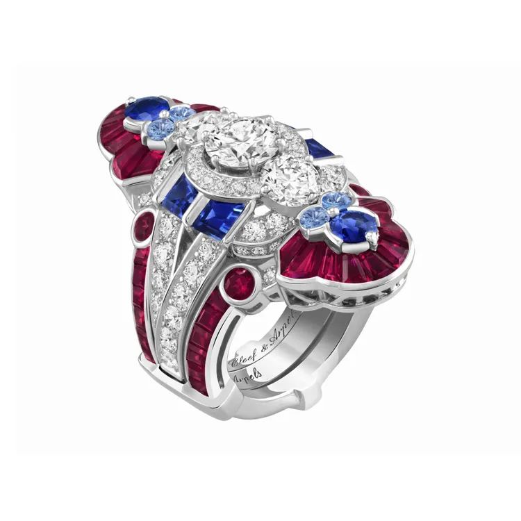 Van Cleef & Arpels Le Grand Tour High Jewelry Collection