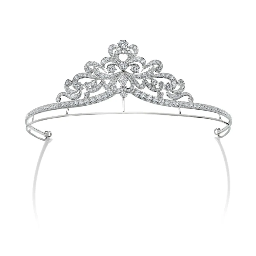 Garrard
18K White Gold and Diamond
Azalea Tiara