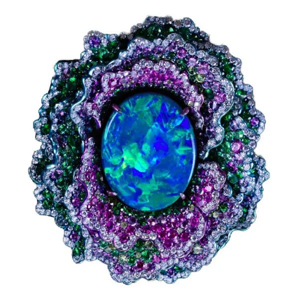 Chopard
Fleurs d'Opales High Jewelry Collection
Opal Ring