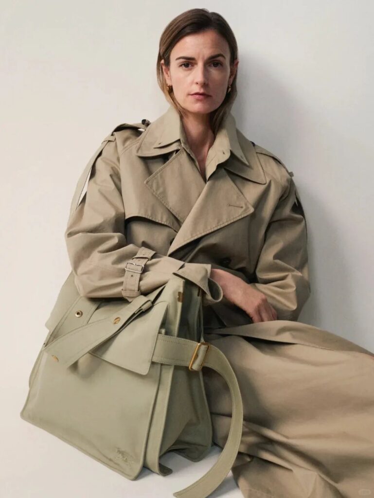 BURBERRY Trench Tote